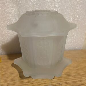 Vintage opaque Pagoda fairy light